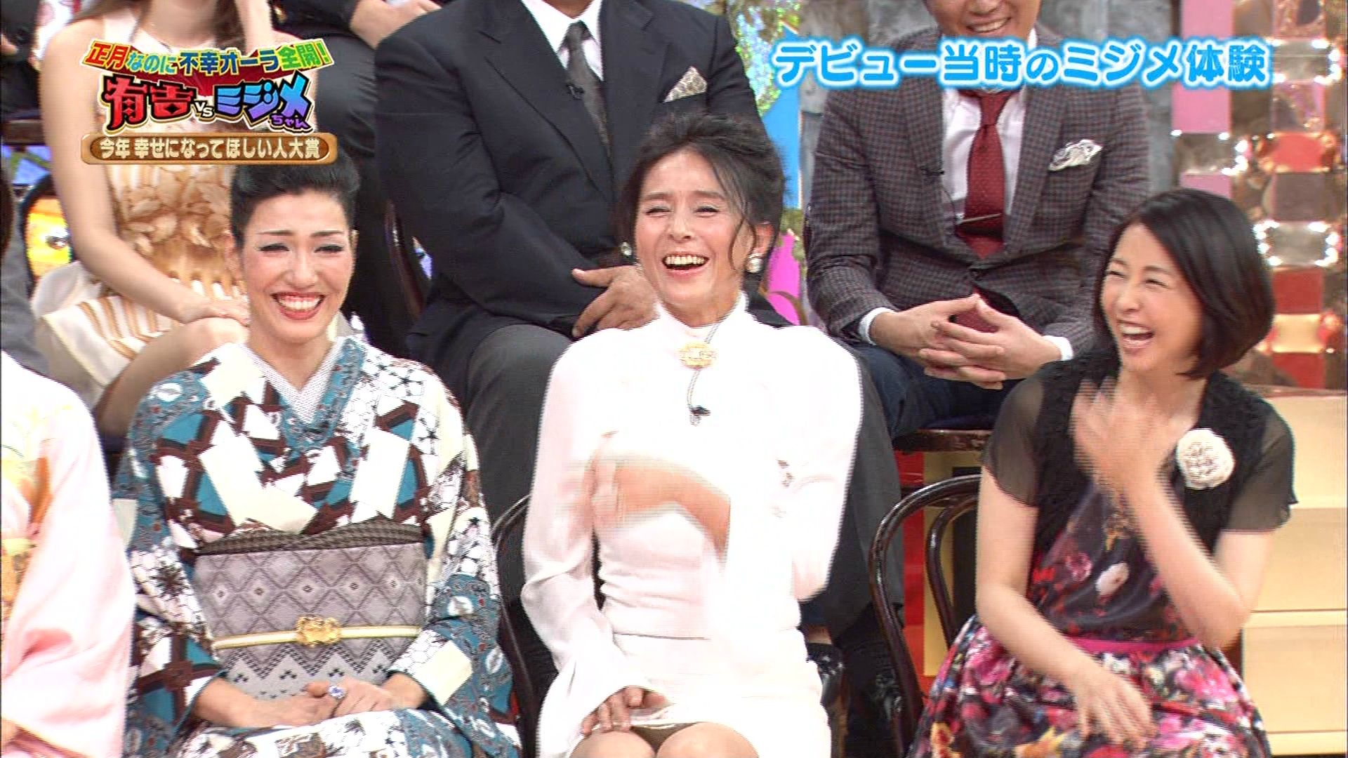 【画像あり】杉本彩（46）ミニスカで▼ゾーンがハッキリ！「BBA必死過ぎｗｗｗ」「全然、やれるわ！」