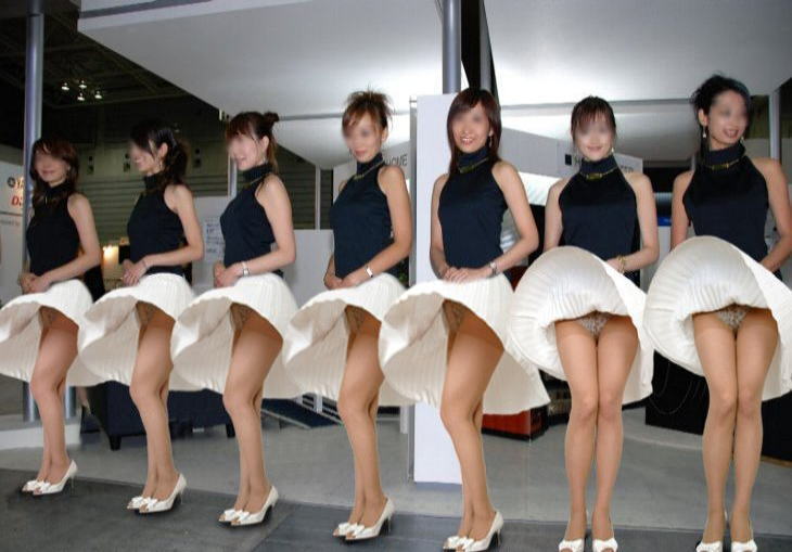 キャンギャル 胸チラ パンチラ エロ画像