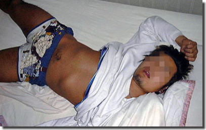 男達の無防備な寝姿盗撮！居眠り王子のエロ画像 ②
