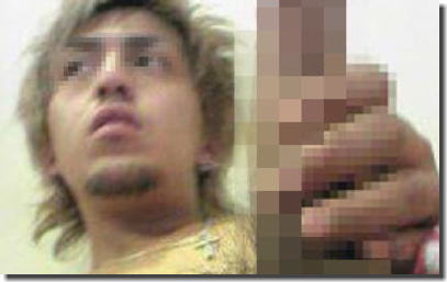 イケメンあり！男のチンコが勃起しているED知らずのエロ画像 ③