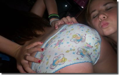 外国人女性のパンツがエロ可愛い洋物パンティー画像集 ④