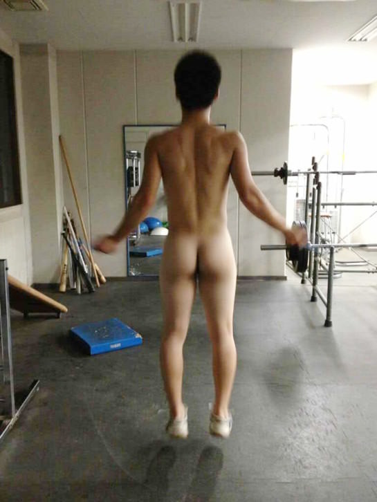 三角筋 広背筋 逞しい 頼もしい 男の背中 エロ画像【27】