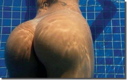 外国人女性のお尻があらわになってる海外の生尻エロ画像 ②