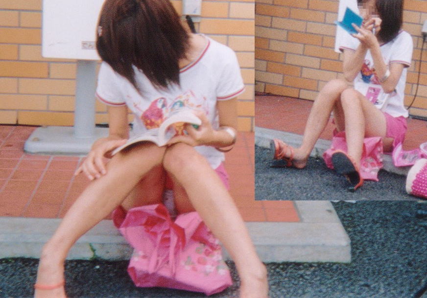 パンツが見えていることにまったく気づいてない女子がいたｗｗｗｗｗ（画像）