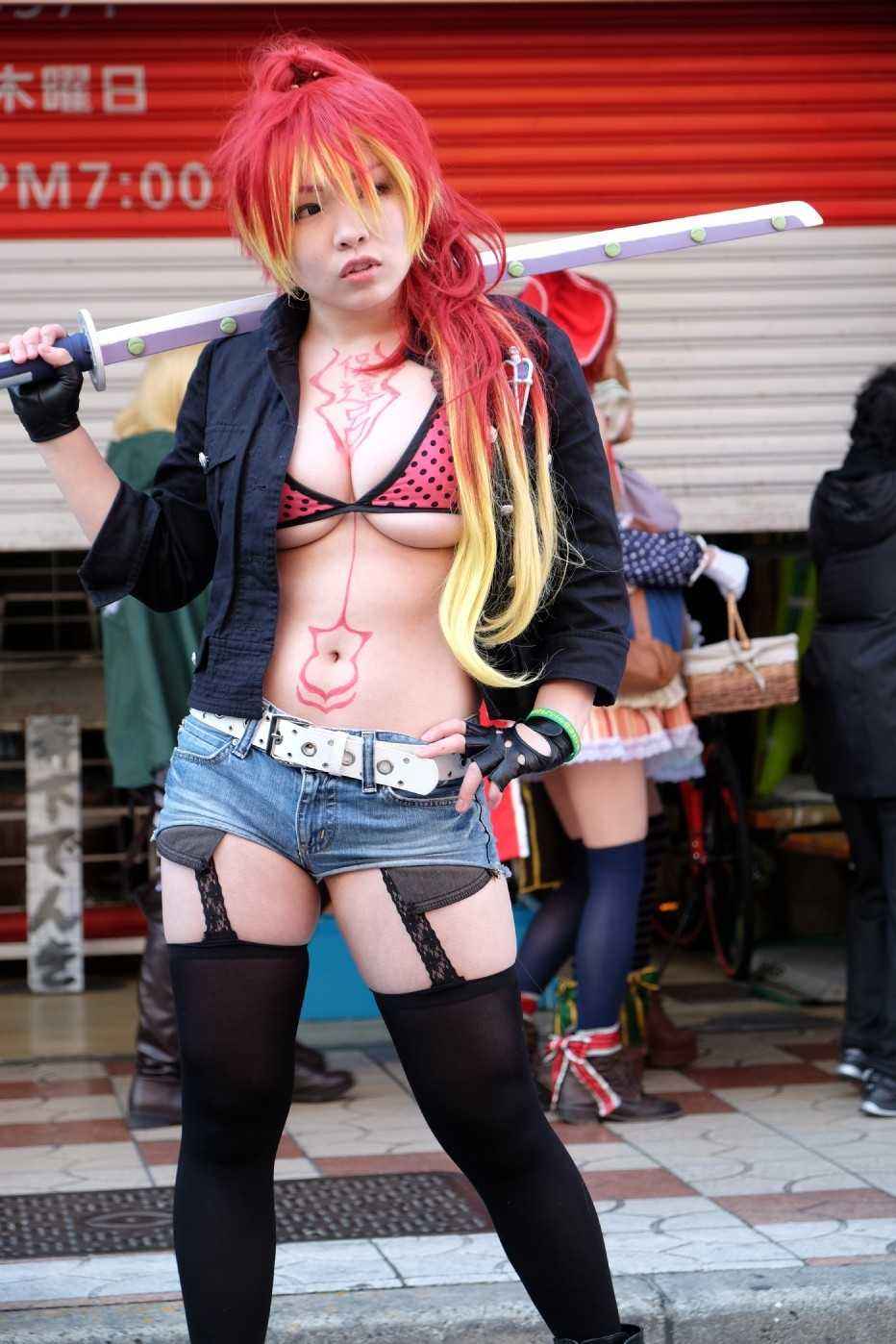 コスプレイヤー 露出 コミケ 過激 エロ画像【24】
