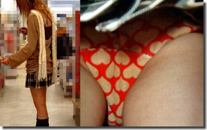 パンツが可愛い女の子を覗くパンチラ逆さ撮りエロ画像 ④