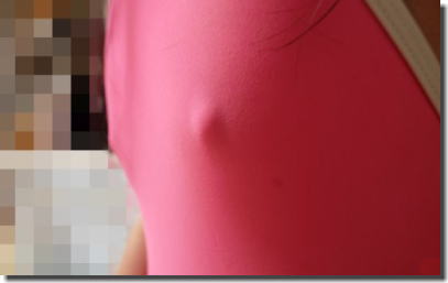 ちっぱいなおっぱいがちょっぴり膨らむ着衣貧乳エロ画像 ②
