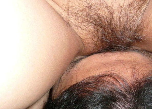 顔面騎乗 強制 クンニ 女性器 擦り付け 痴女 エロ画像