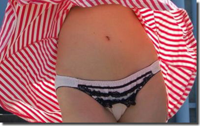強風・爆風パンチラ！スカートを翻弄する風チラエロ画像 ④