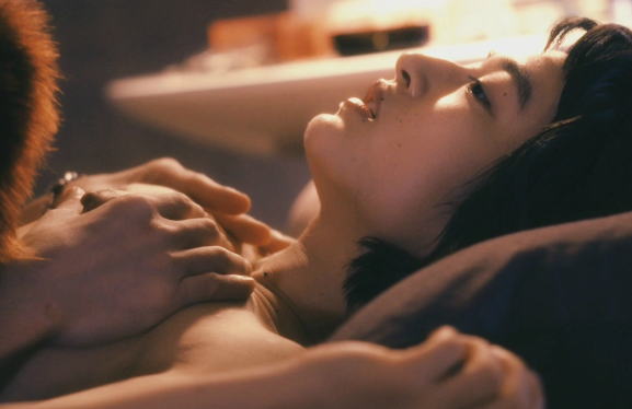 【画像】芸能人のエロいヌード画像貼っていくで