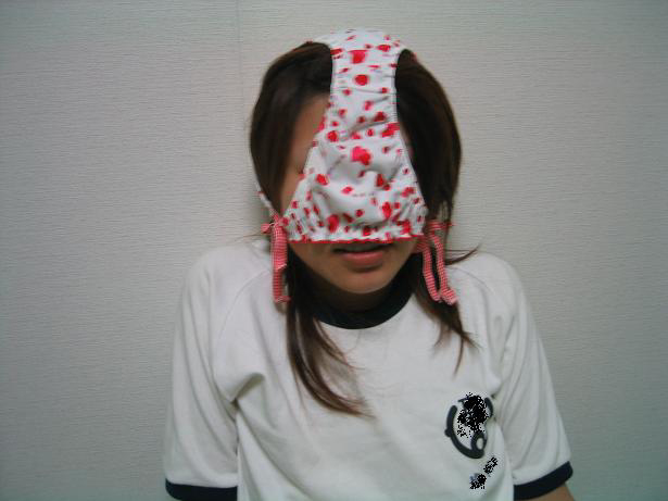 パンツ 舐める 咥える 被る エロ画像【35】
