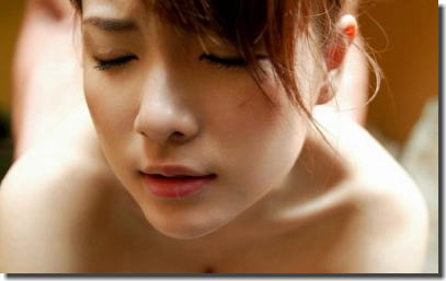 温泉・露天風呂でセックスしているバック限定のエロ画像 ④