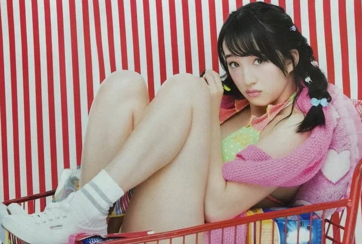 【悲報】モームス落ちた子がとうとうエロ本に出るほど落ちぶれた件