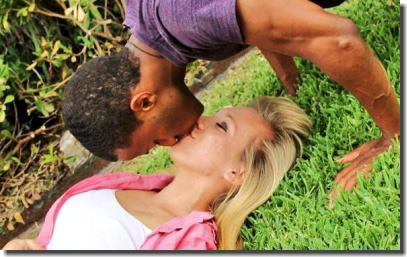 バレンタインデーなので男女がキスしてる幸せカップル画像集 ③