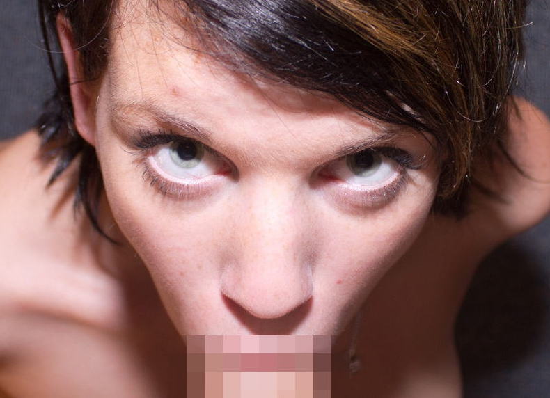 目力フェラ！上目遣いの眼力がすごいエロ画像