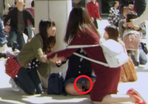 【画像】テレ朝でJKのパンモロが完全に映ってしまう放送事故ｗｗｗｗｗｗｗ