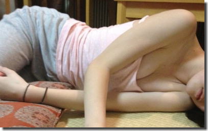 薄着な部屋着！春夏用ルームウェアのエロ画像 ③