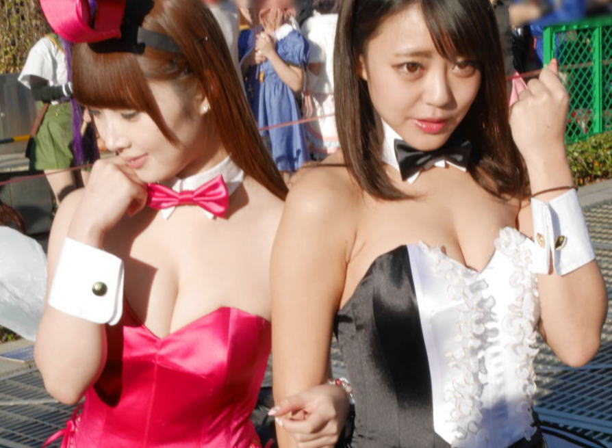 コミケの巨乳美女発掘！可愛いおっぱいコスプレイヤー画像集