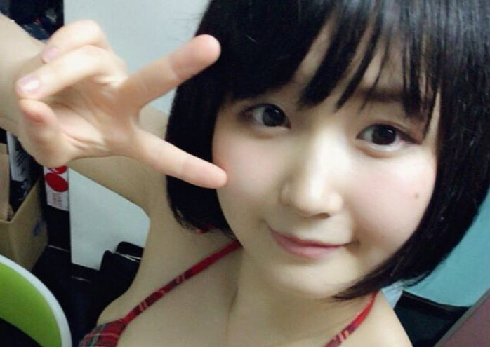 秋葉原の現役メイドだった浅田結梨が中出し解禁
