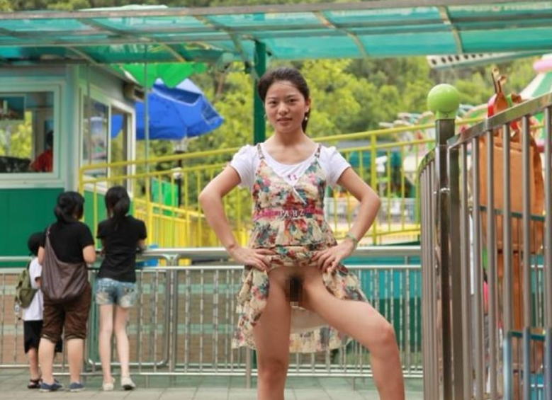 中国人熟女が過激なチャイニーズワイフのエロ画像