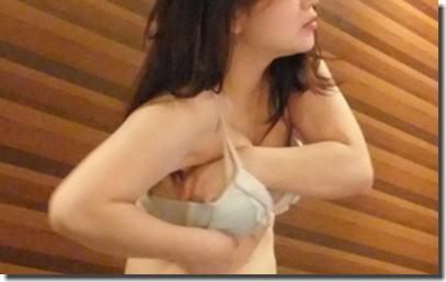 ブラジャーの付け方！おっぱいを盛るブラカップの肉入れ画像集 ③
