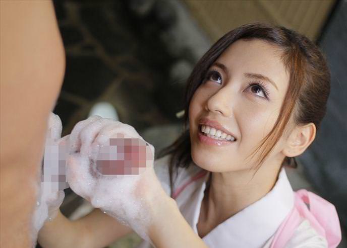 お風呂 泡 手コキ 泡まみれ チンコ エロ画像【8】