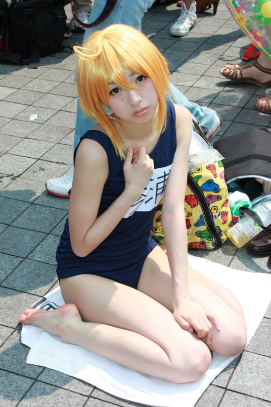 貧乳 おっぱい コミケ スク水 コスプレイヤー エロ画像【7】