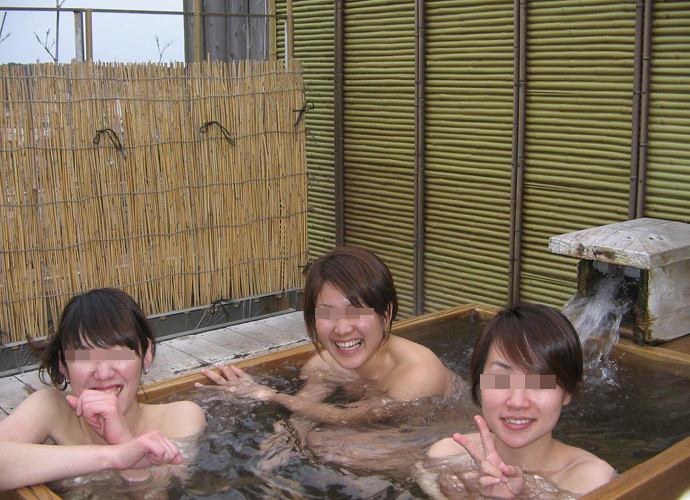 お風呂 おふざけ 記念写真 エロ画像【11】