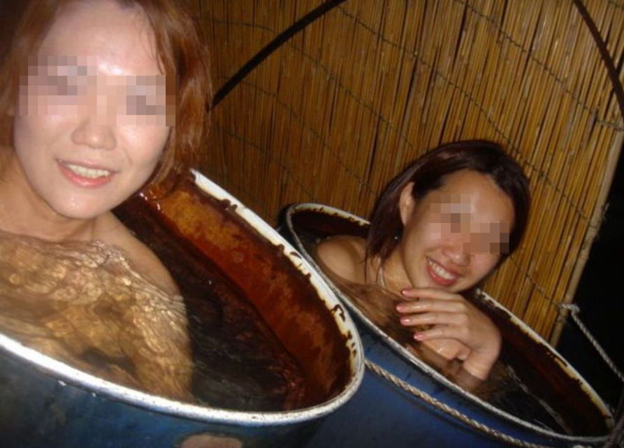 お風呂 おふざけ 記念写真 エロ画像【17】