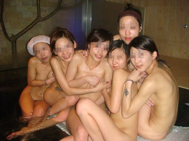 お風呂 おふざけ 記念写真 エロ画像【19】