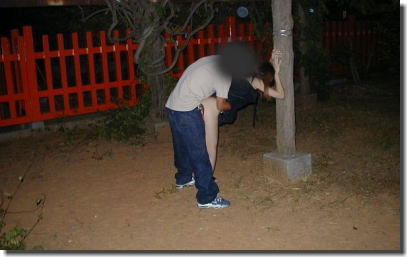 野外セックス中の男女を写した素人青姦画像集 ③