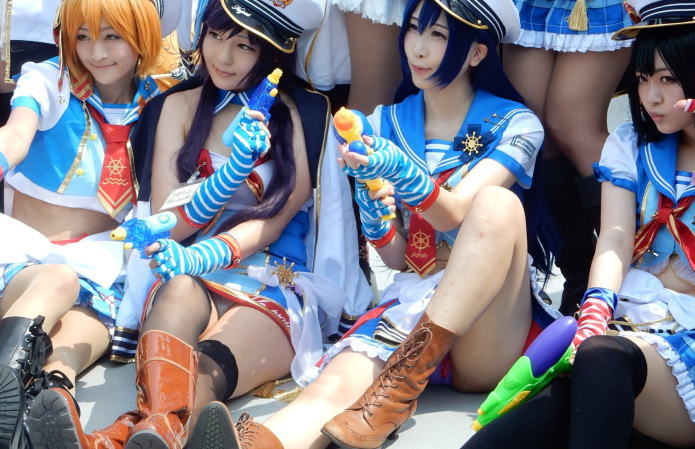見せてるけど、俺らにはそれパンツだぞっていうコスプレイヤーｗｗｗｗｗ