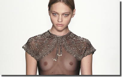 美人モデル限定！ファッションショーの乳首露出エロ画像 ②