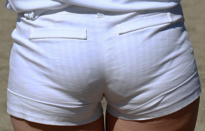 街中でお尻の形をタイトな服着て見せてくれる女のコが好き過ぎる件ｗｗｗｗｗｗ