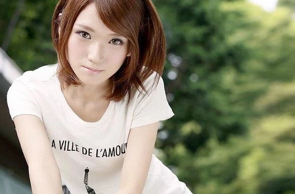 高校の同級生がAV女優になってた・・・