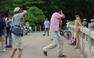 全裸野外露出inチャイナ！中国露出狂画像集 ①