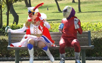 戦隊・特撮ヒロインのアクションパンチラ画像集 ④