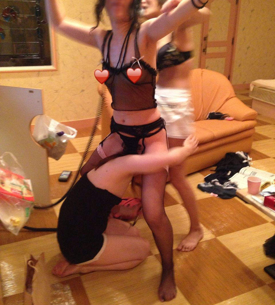女同士 ラブホ 女子会 エロ画像【30】