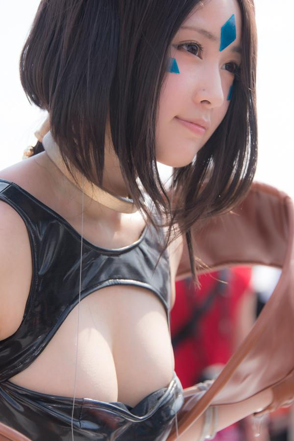 コミケ 乳首 乳輪 ハプニング ポロリ コスプレイヤー エロ画像【20】