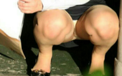 リアルOLの本物志向なパンチラ画像 ③