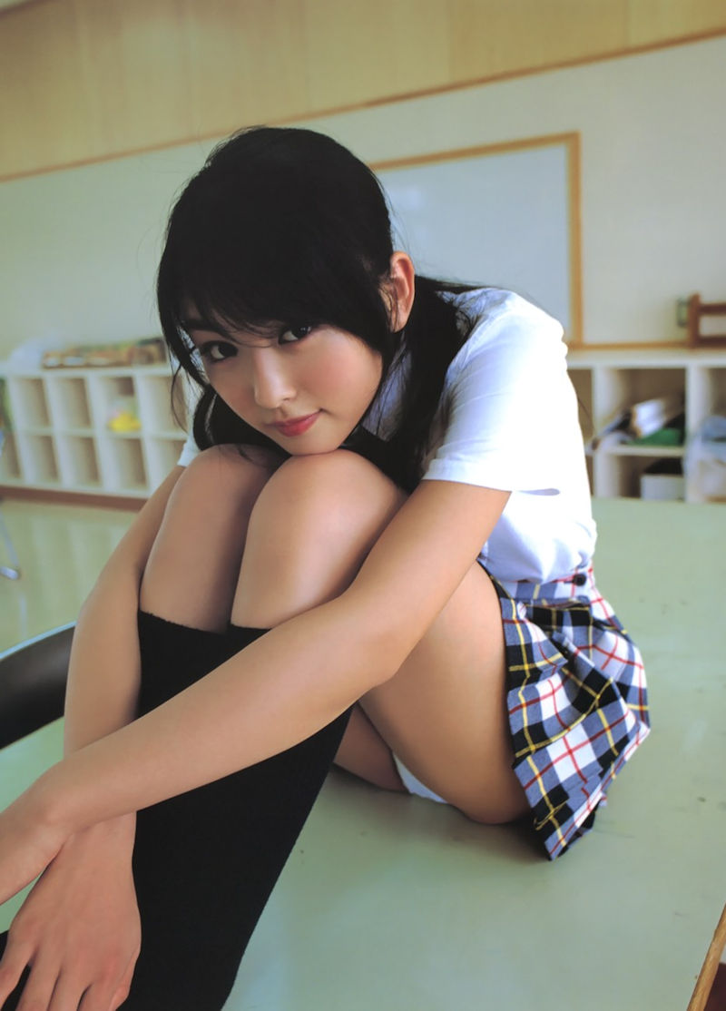 女子高生 パンチラ 黒髪 JK エロ画像【18】