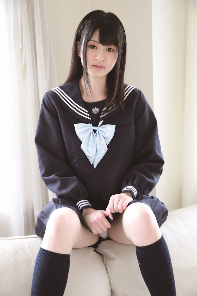 女子高生 パンチラ 黒髪 JK エロ画像【33】