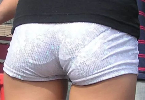 ショーパン ホットパンツ 透けパン パンティーライン エロ画像【12】