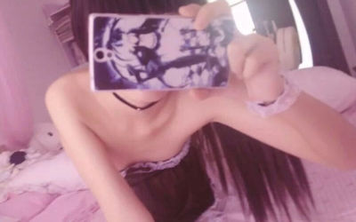 無乳なガリガリ女神のつるぺたおっぱい自撮りエロ画像 ①