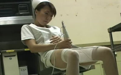 病院内でオナニーしてるナースや女医のエロ画像 ④