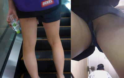 ホットパンツ・ショートパンツの隙間パンチラ逆さ撮り画像 ①