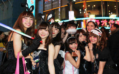ハロウィン街撮り！コスプレギャルがうじゃうじゃいる画像集 ①