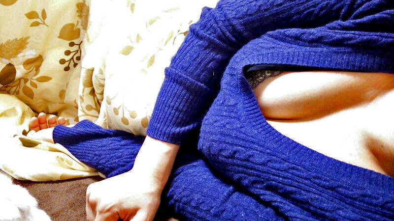 こたつ 居眠り 寝転がる エロ画像【51】