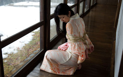 浴衣や着物姿の和服緊縛画像 ③