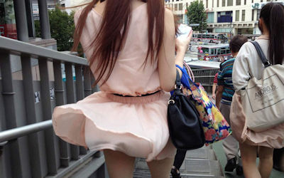パンツが見えそうで見えないミニスカ太もも画像集 ②